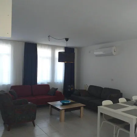 Altinkoy Sitesi Apartment *